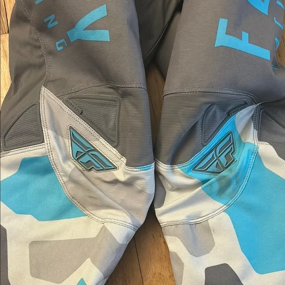 Fly Racing Gray and blue kinetic pants - Picture 3 of 5